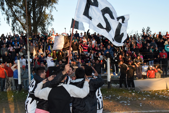 Galería de fotos: Playosa vs. Sportivo FC