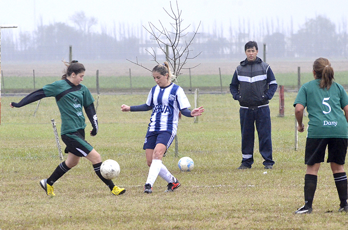 El Fútbol Femenino arma su superliga El Fútbol Femenino arma su superliga
