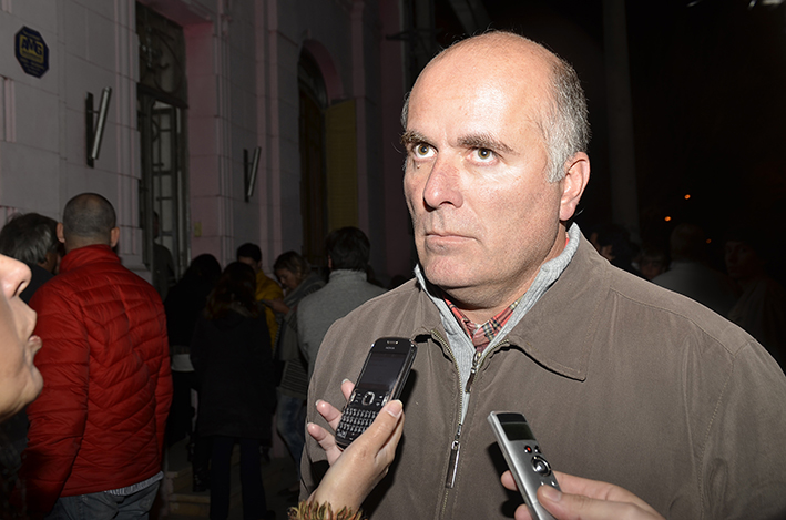 La UCR negocia para armar lista La UCR negocia para armar lista