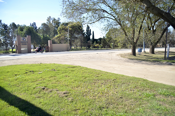 Por el peligro que significa la ruta, pondrán semáforo frente al Jockey