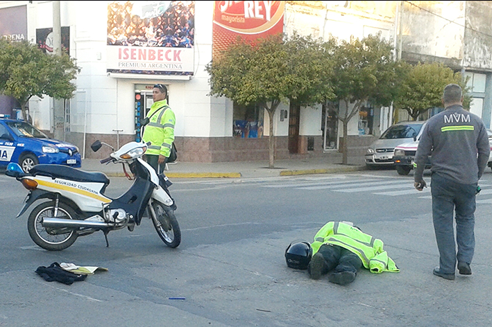 Un inspector municipal lesionado