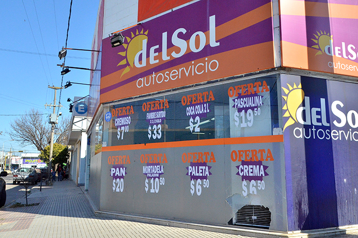 Se llevaron dinero del negocio y quisieron seguir en la casa del vecino