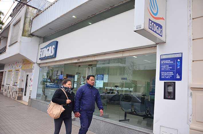 Flexibilizan requisitos para sumarse a la tarifa social