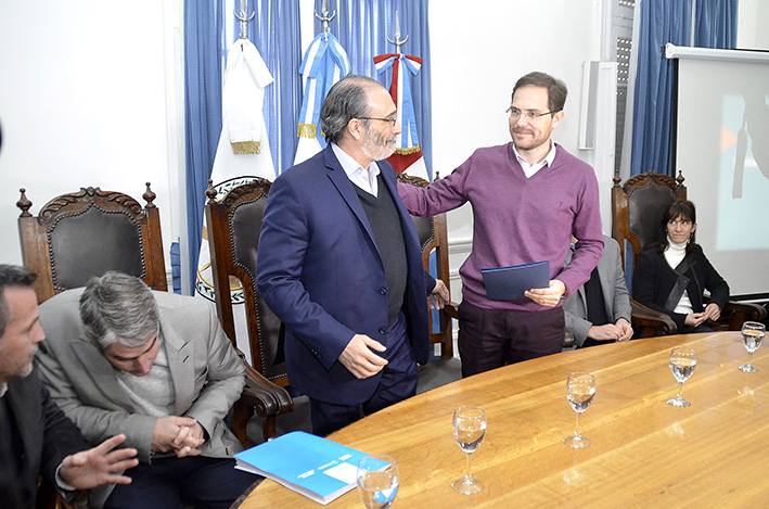 Los desagües pluviales comenzarían a hacerse a fines de octubre