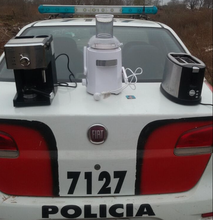 Asaltaron a una mujer y los atraparon