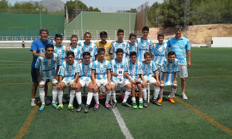 Sub-14 y 15, locales  entre los 8 mejores