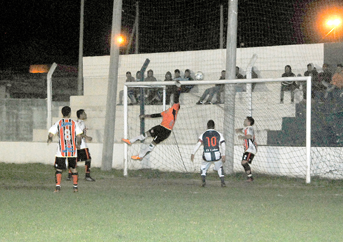 Argentino aprovechó la  “racha” de Gastaldi