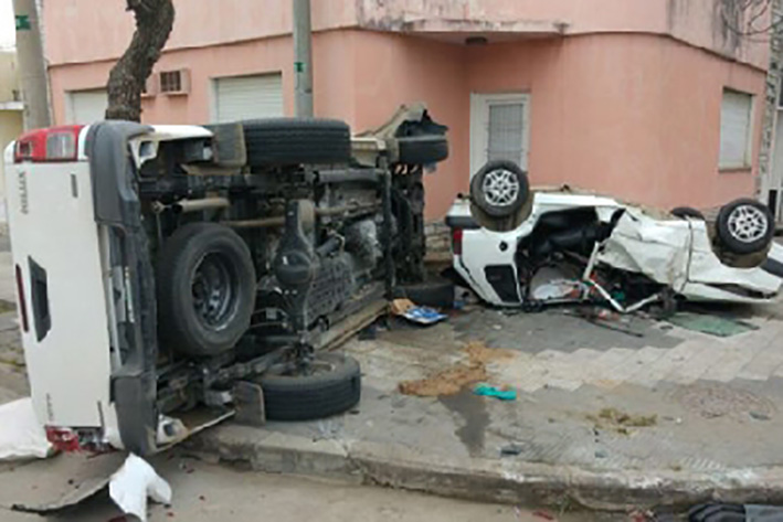 Falleció una militante radical al chocar un auto y una pick up
