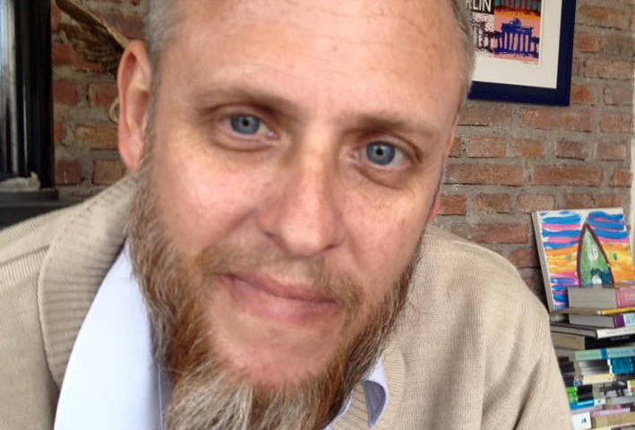 Falleció el médico y escritor Eric Zandrino