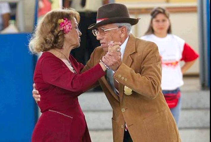 Organizan las Jornadas Interuniversitarias «Adultos en Movimiento»