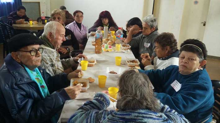 Instituciones propusieron recreación y cultura para los adultos mayores