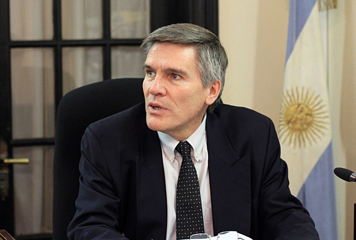 Blanqueo: podrían archivarse 400 causas y legalizarse $1.000 millones