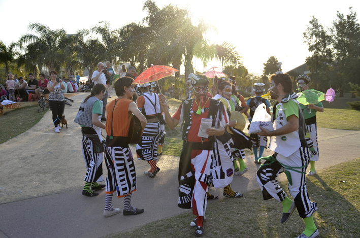 Alumnos de la UNVM anticiparon su fiesta