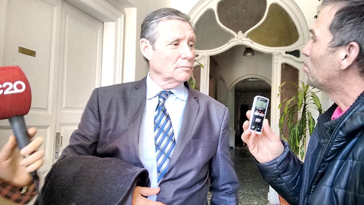 Espontáneamente, De Falco fue a Comodoro Py: “Soy inocente”