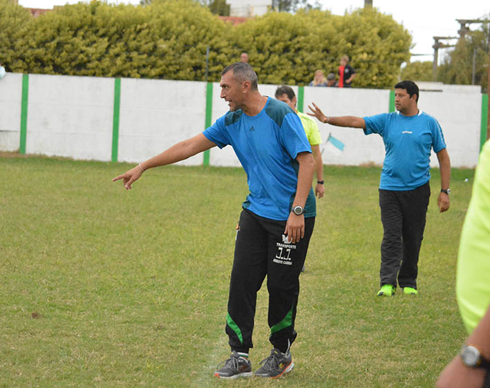 Rivadavia, con DT interino para el clásico de mañana