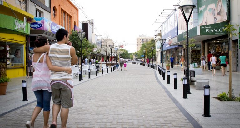 El lunes próximo, feriado para los comercios