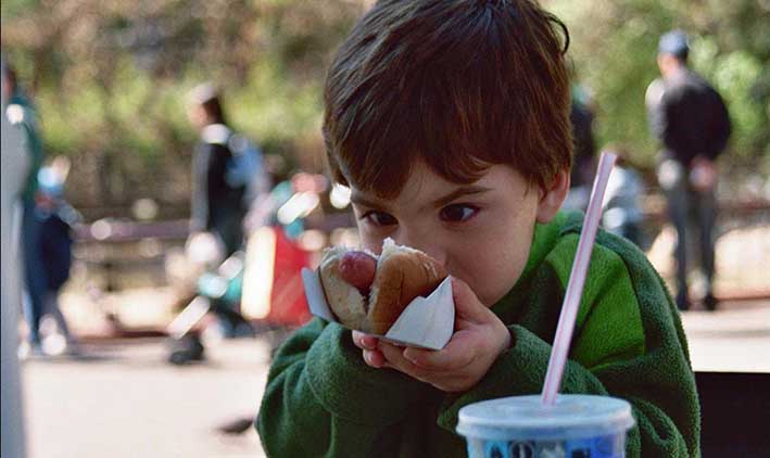 Una “cazabacterias”  dará una charla el viernes