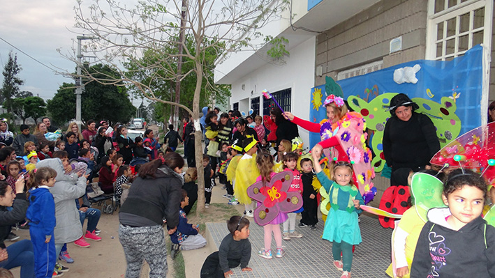 Festejo de cumple en barrio Los Olmos
