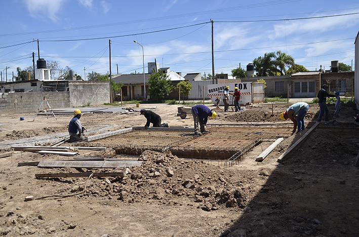 Familias en emergencia habitarán desde febrero ocho casas sustentables