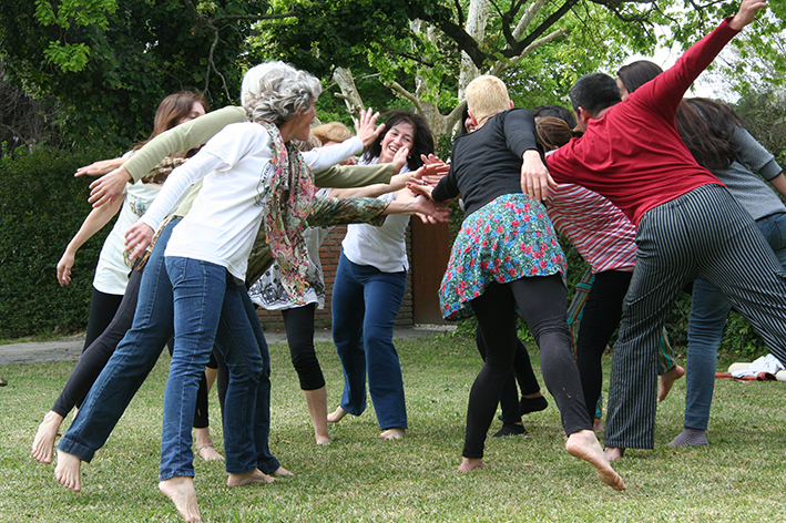 Taller de gimnasia y movimiento en el Salón