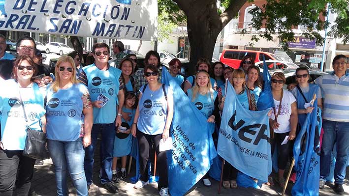 Docentes cumplieron una nueva jornada de protesta