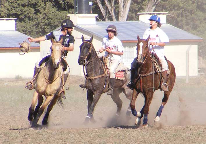 Interesante torneo en Estancia Yucat