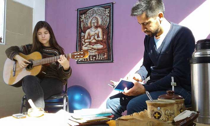 Música, poesía y ferias de domingo