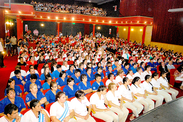 Casi 400 egresados protagonizaron el acto académico de la Fundación CIEP