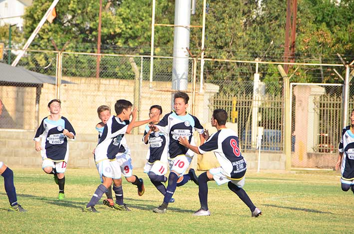 Inferiores: hoy, tres finales en Argentino