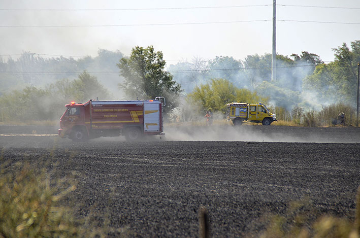 Un incendio puso en riesgo el acceso sur