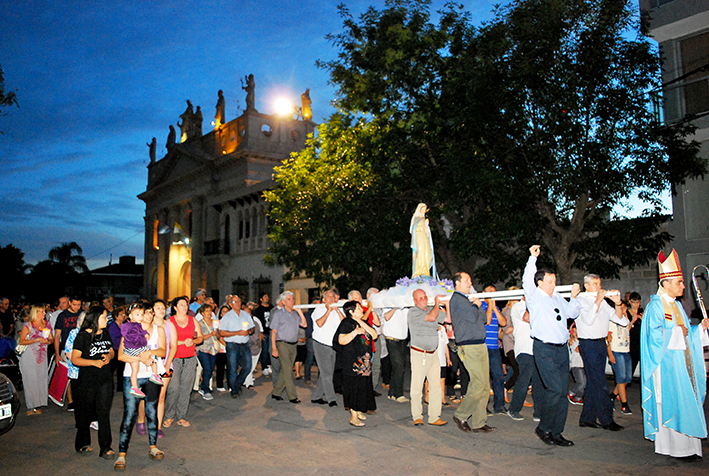 Devoción por la Virgen María