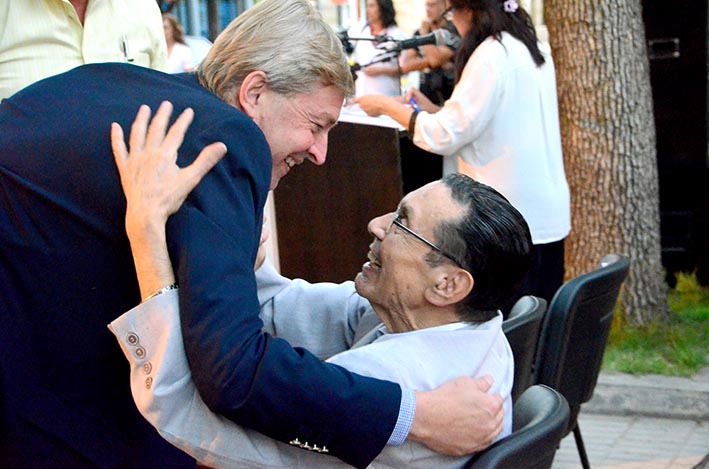 Nostalgia y emoción en la noche de homenaje a Horacio Cabezas