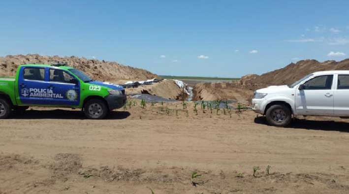 Descubrieron un canal clandestino en zona rural