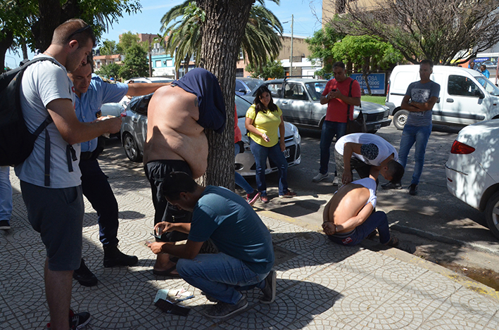 Detuvieron a dos individuos que neutralizaban alarmas para robar