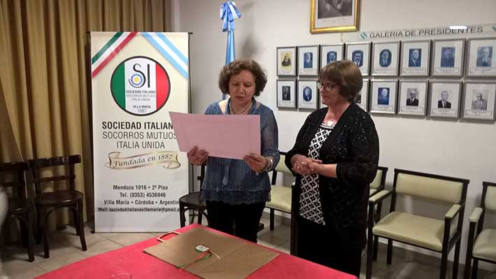 La Sociedad Italiana reconoció a comedores solidarios e invitó a la población a sumarse