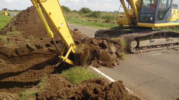 Corte total en el acceso norte de James Craik