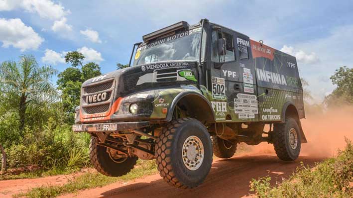 En medio de la tragedia, el Dakar intenta continuar