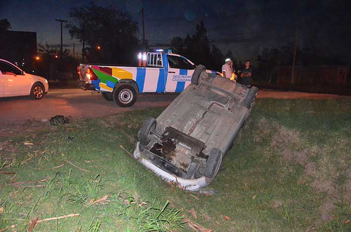 Vuelco en la ruta 158: no hubo heridos