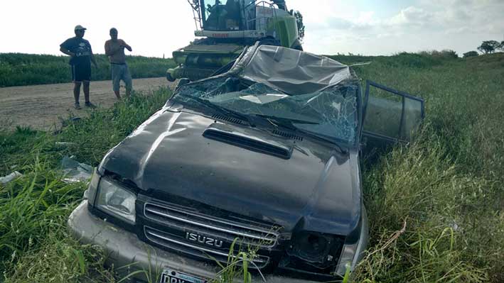 Volcó una camioneta cerca de Villa Fiusa