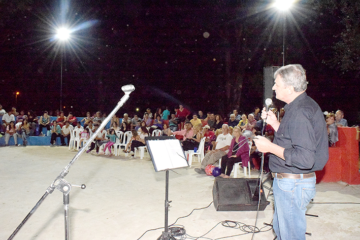 Buen comienzo del concurso de cantores