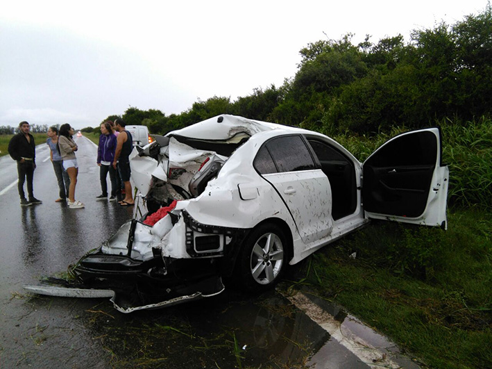 Vuelco en la ruta 9: se salvó por milagro