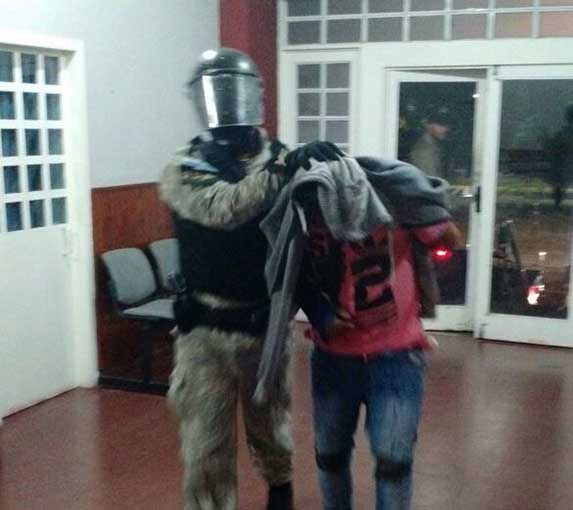 Dos detenidos por comercializar estupefacientes Dos detenidos por comercializar estupefacientes