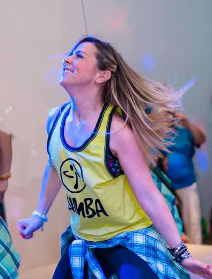 Zumba para ayudar a dos escuelas