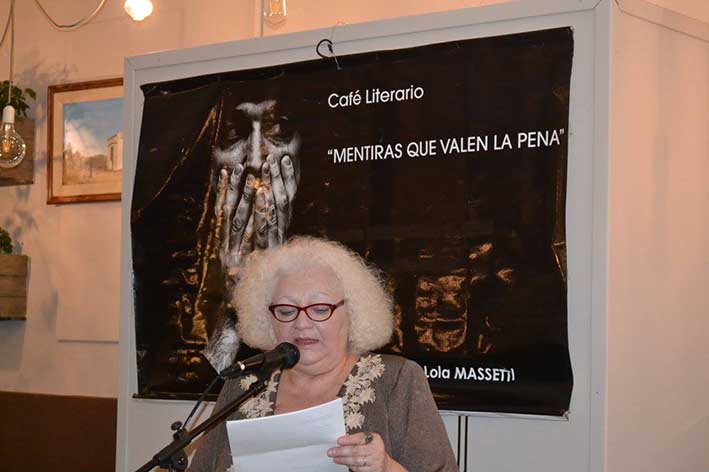 El café literario inicia su quinto año