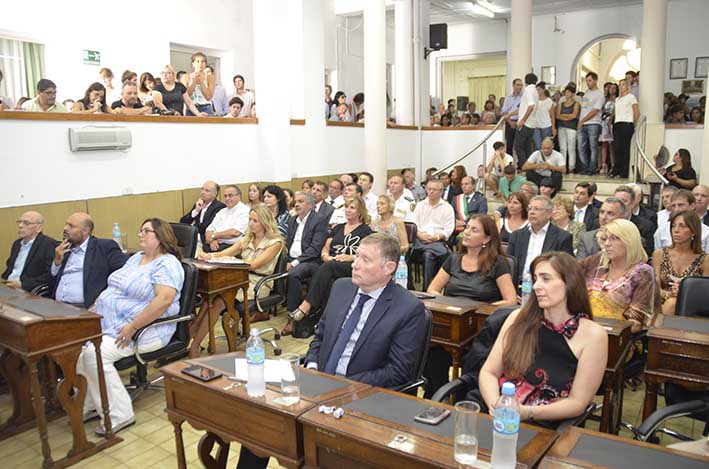 “Sobre 23 chicos de una escuela, 19 volvieron”, aseguró el intendente