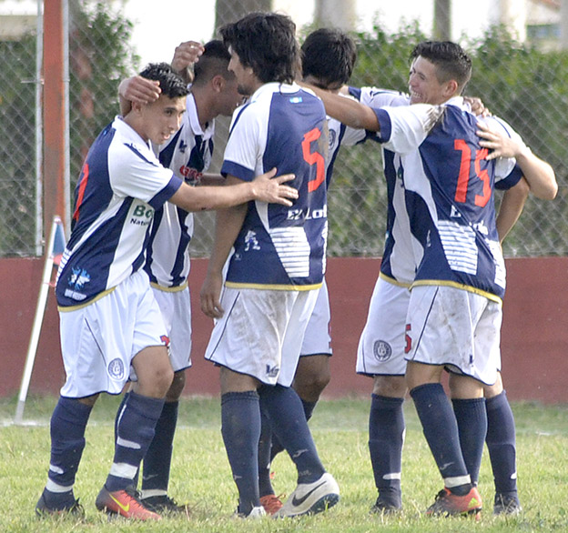 Abren el telón con aires de protagonismo