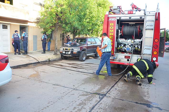 Fuego en una vivienda