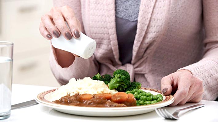 Sólo el 15% de la sal se agrega en la mesa o al cocinar