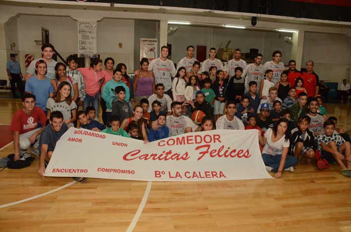 Abrieron la cancha y hubo Caritas Felices