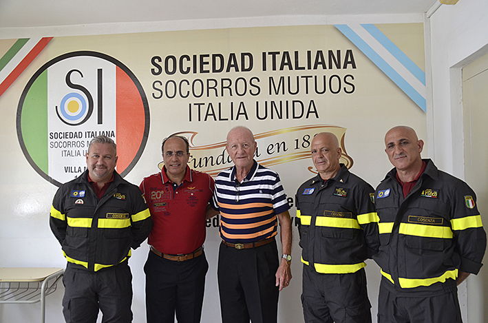 Tras un mes, bomberos italianos se despidieron de nuestra ciudad